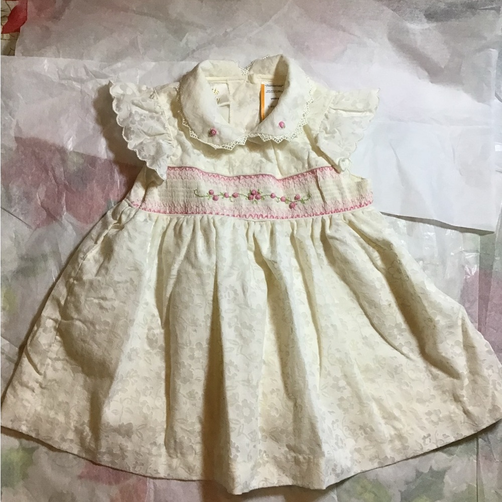 Vintage little billy white & pink hand-smocked dress W/rosebud embroidery 12m